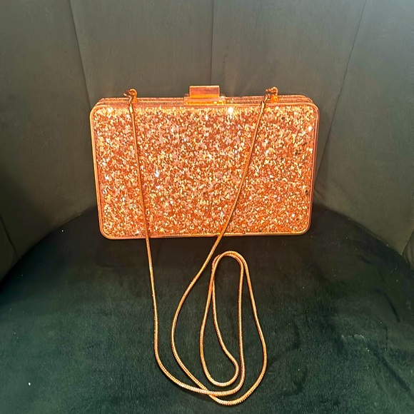 Henri Bendel rose pink Glitter Minaudiere handbag - Picture 3 of 9